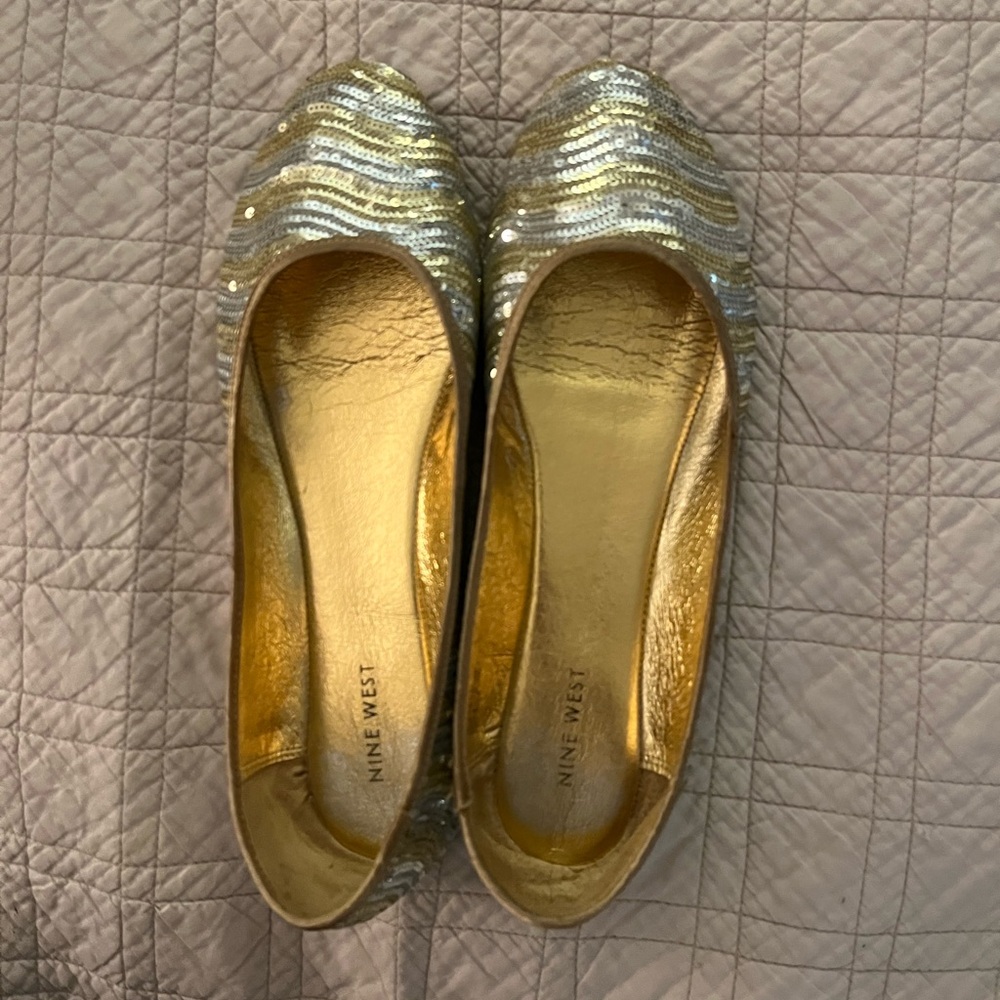 Nine West, size 11, Silver and Gold flat shoes.